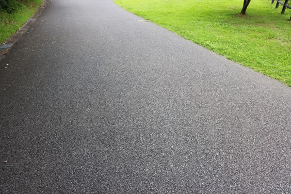 Cost of Tar And Chip Driveway Paving in Little Rock