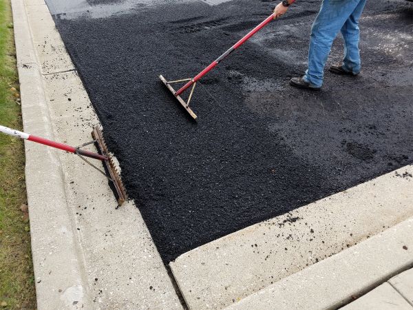Cost of Asphalt Driveway Service in Little Rock