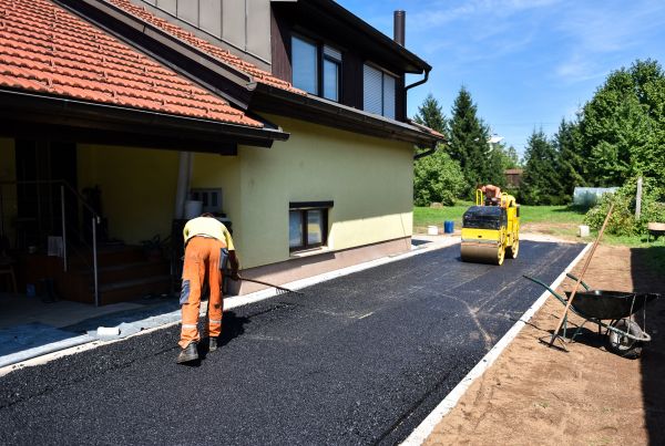 Cost of Blacktopping Service in Little Rock